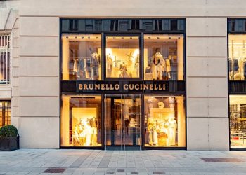 Who wants to buy European luxury goods? It seems everybody does