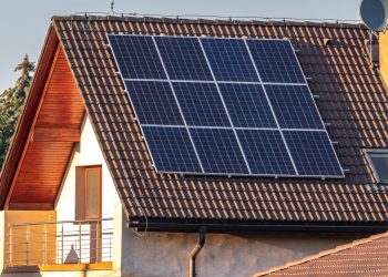 SolarEdge stock should be worth $375: Deutsche Bank analyst