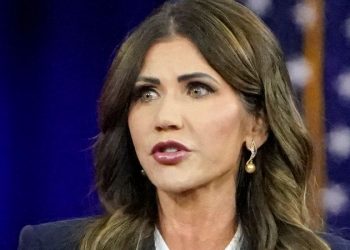 SD Gov. Noem opens college complaint hotline, calls on regents to ban drag shows