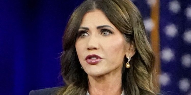 SD Gov. Noem opens college complaint hotline, calls on regents to ban drag shows
