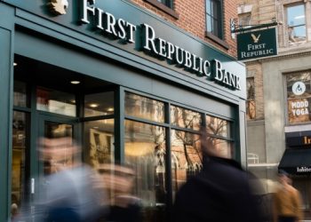 First Republic’s stock sinks as analysts monitor banking sector stress, despite some improvements