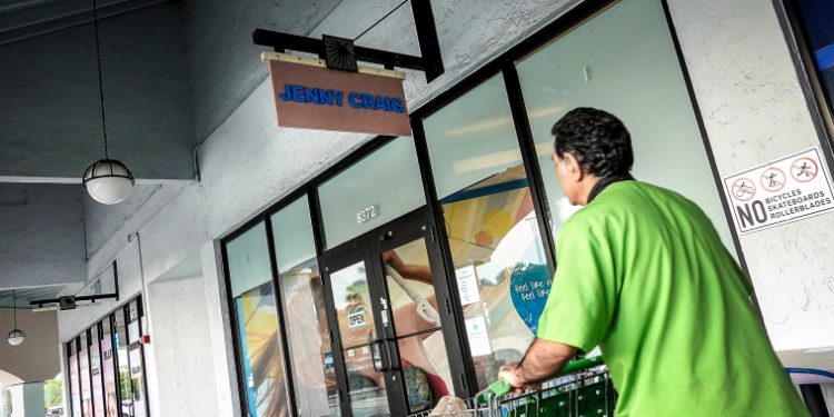 Jenny Craig employees file a class-action lawsuit claiming the company violated the WARN Act