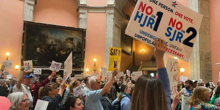 Ohio Republicans look to place restrictions on future ballot initiatives, constitutional amendments