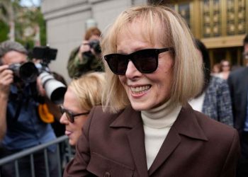 Trump accuser E Jean Carroll motions to amend lawsuit to include statements made by former president to CNN