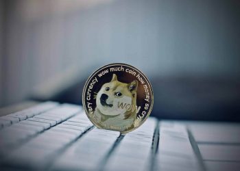 Dogecoin and Shiba Inu: Dogecoin retreats to the 0.07100