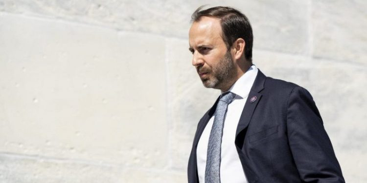 Lawmaker demands Pulitzer Prize awarded to NYT, WaPo be rescinded following Durham revelations