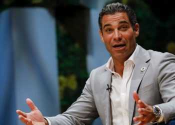 NYC Mayor Adams receives praise from unlikely GOP ally for comments on migrant crisis