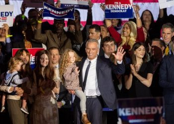 RFK Jr. remains thorn in Biden’s side as 2024 polls show Kennedy holding onto sizable chunk of Dem voters