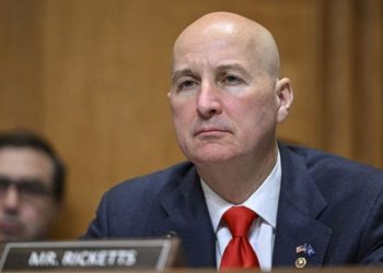 China could use AI deepfake technology to disrupt 2024 election, GOP senator warns