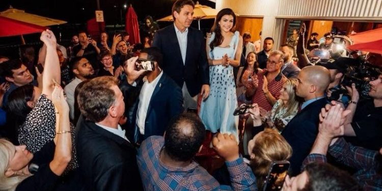 DeSantis steps in and meets with voters after Trump cancels Iowa rally, causing online firestorm