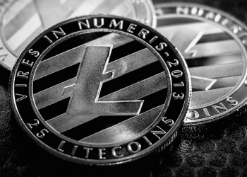 SafeMoon and Litecoin: Litecoin retreats to 82.50