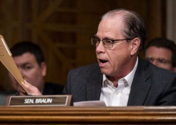 AI ‘voice clone’ scams increasingly hitting elderly Americans, senators warn