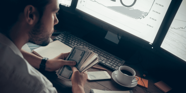 ApeCoin and Akita Inu: a slight recovery and consolidation