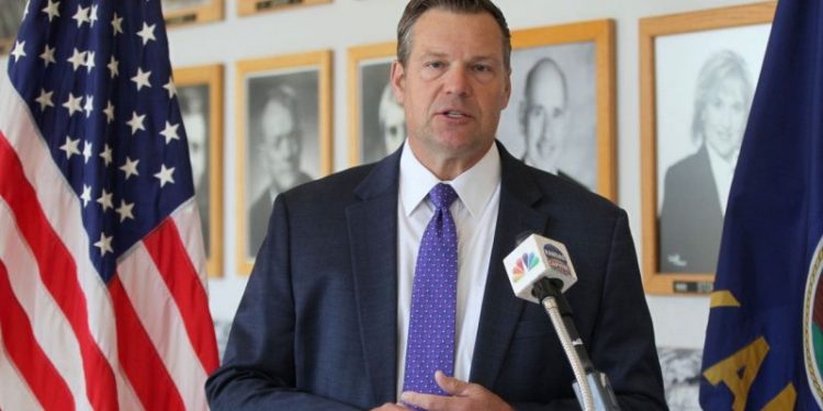 KS Gov. Laura Kelly stops settlement between state, small gym owner over COVID-19 restrictions