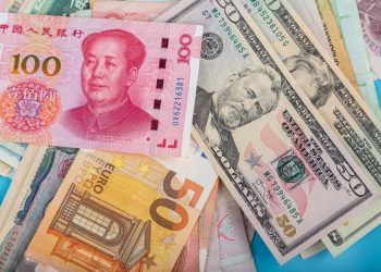 Yen to Dollar: JPY Weakens as Japan Issues Warning