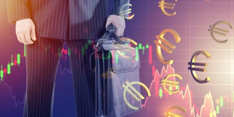 EURUSD and GBPUSD: The euro slips below the 1.10000 level