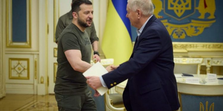 Russia issues Lindsey Graham arrest warrant after Ukraine comments