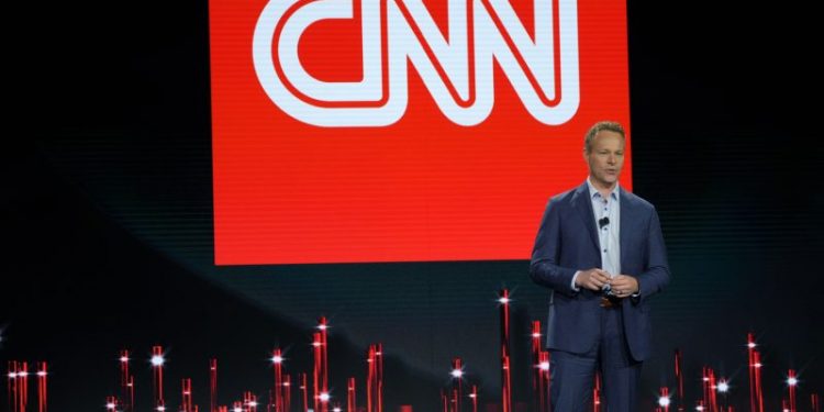 CNN CEO Chris Licht apologizes to staff during internal Monday morning call