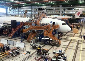 Boeing warns new defect on 787 Dreamliners will slow deliveries