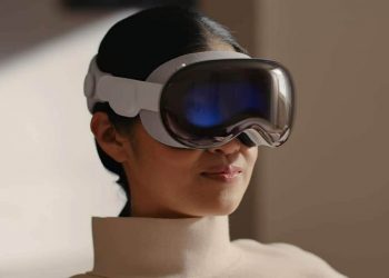 Apple Unveils Vision Pro: Future of Mixed-Reality Headsets