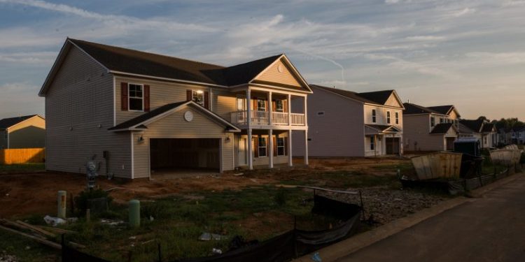 Mortgage demand surges as interest rates ease off recent highs
