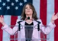 Marianne Williamson campaign manager previously accused of misusing group funds to buy concert tickets: report
