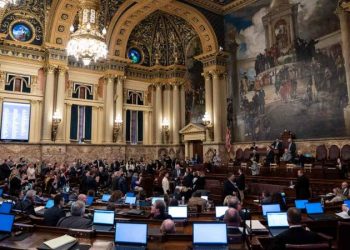 Pennsylvania House passes bill that would allow non-US citizens to teach in the state
