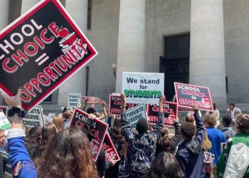 Ohio Republican lawmakers push for revised school voucher program