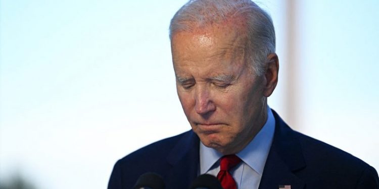 Biden’s ‘watch me moment’ will haunt him in 2024 after recent fall, Republican strategists say
