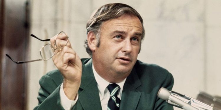 Lowell Weicker, former Connecticut governor and US senator, dead at 92