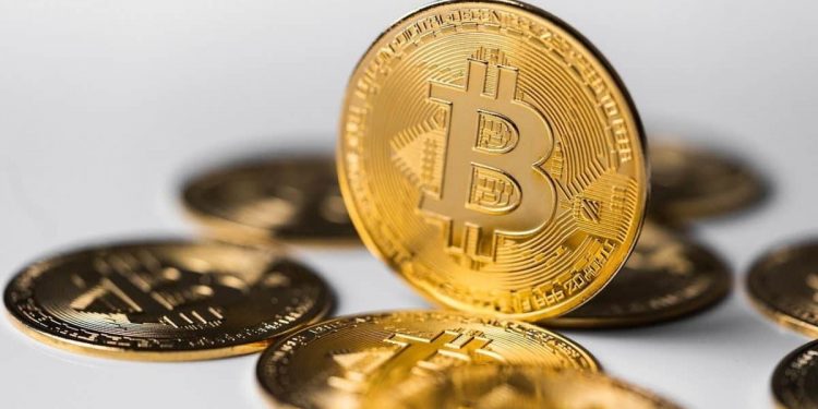 Bitcoin and Ethereum: Bitcoin has fallen below the $25,000