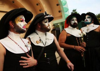 Catholic bishops torch the Dodgers for honoring Sisters of Perpetual Indulgence drag nun group