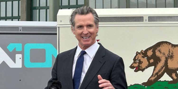 New California budget plan to cover state’s $32 billion deficit without touching state reserves