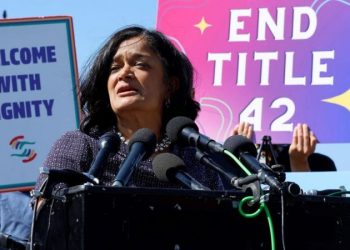 Democrat bill gives immigrants instant access to federal benefits, ends ‘xenophobic’ 5-year wait