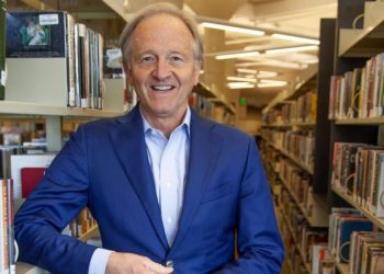 Suit challenges Arkansas law charging librarians for showing minors ‘harmful’ material