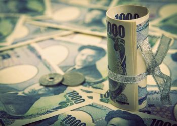 Dollar Into Yen Forecast: Strong Bullish Momentum Expected