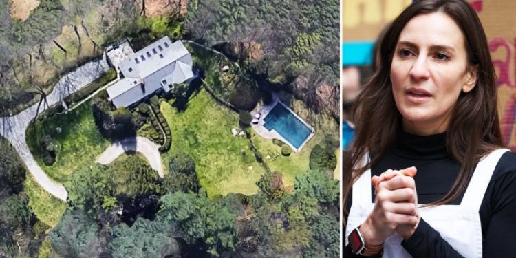 NY Democrat complains about her student debt after SCOTUS ruling, gets slammed for million dollar home