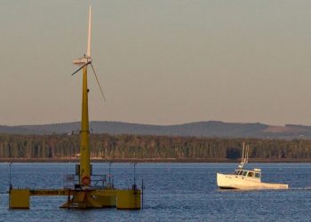 Maine lawmakers endorse offshore wind program that would help state meet clean energy goals