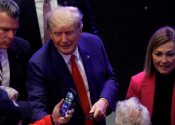 Trump slams Iowa’s Republican governor for staying neutral in 2024 presidential nomination race