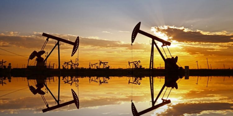 Global Economic Slowdown Fears Send Oil Prices Slipping