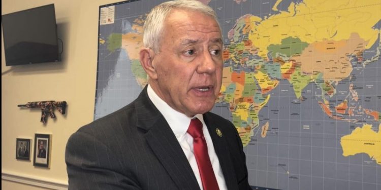 Key House Freedom Caucus member predicts McCarthy to break promise on omnibus bill