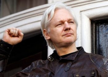 DOJ pressuring journalists to aid its prosecution against Julian Assange: report