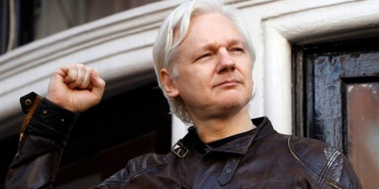 DOJ pressuring journalists to aid its prosecution against Julian Assange: report