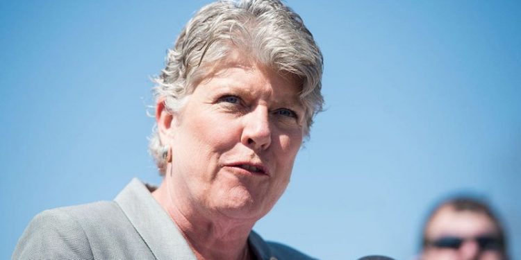 ‘Husband,’ ‘wife’ scrubbed from federal law under House Democrat bill, replaced with ‘spouse’