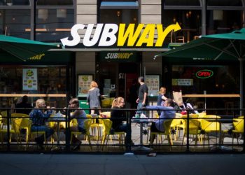 Nearly 10,000 people have offered to change their names to ‘Subway’ to win free subs for life