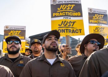 UPS workers overwhelmingly approve new contract, ending strike threat