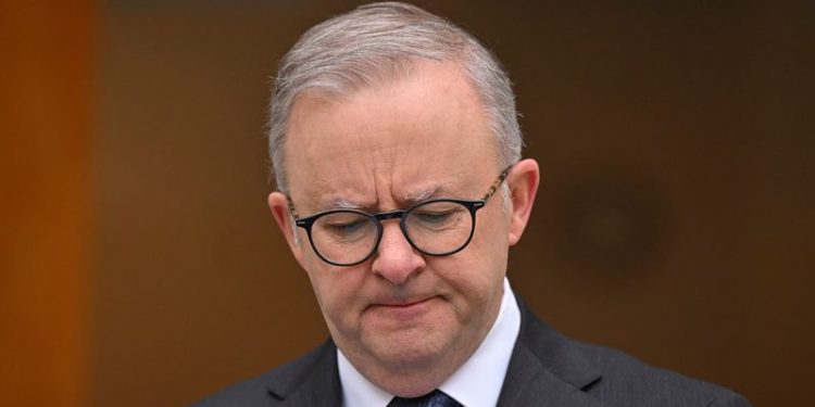 Australian prime minister says government stands firm against US prosecution of Julian Assange