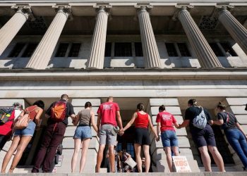 Tennessee lawmakers not expected to touch on gun-control in special session despite Nashville school shooting