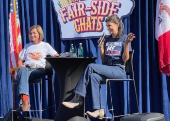 Meet the GOP governor that Republican presidential candidates – other than Trump – are praising