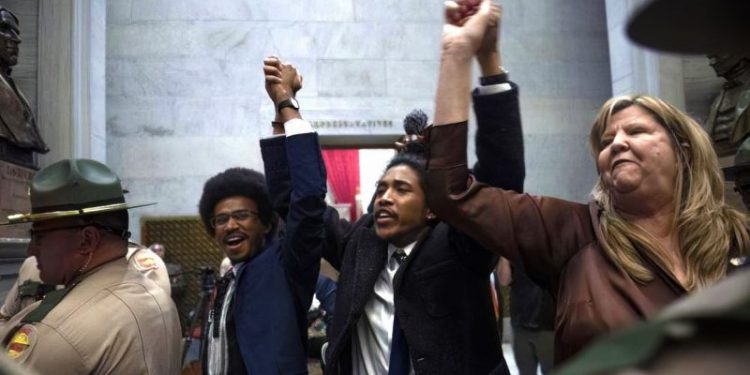 Expelled Tennessee Democrat lawmakers win back seats after Covenant School shooting protests